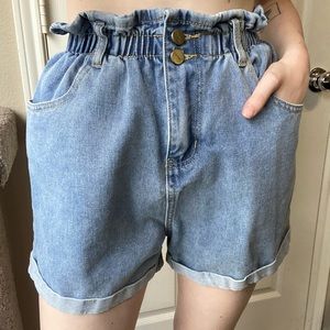 𝙼𝚘𝚛𝚝𝚜 (𝚖𝚘𝚖 𝚜𝚑𝚘𝚛𝚝𝚜)